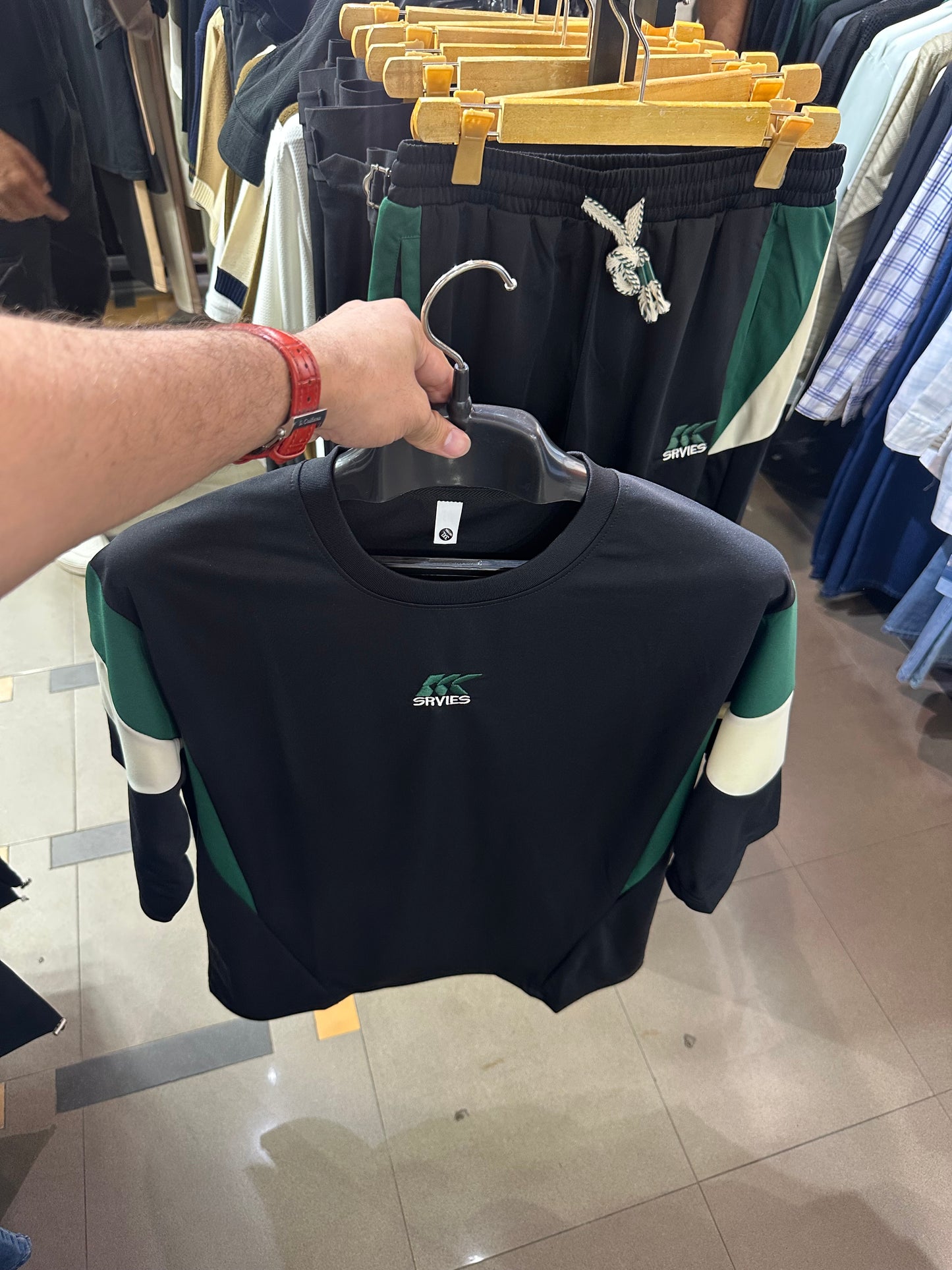 Tracksuit for summer