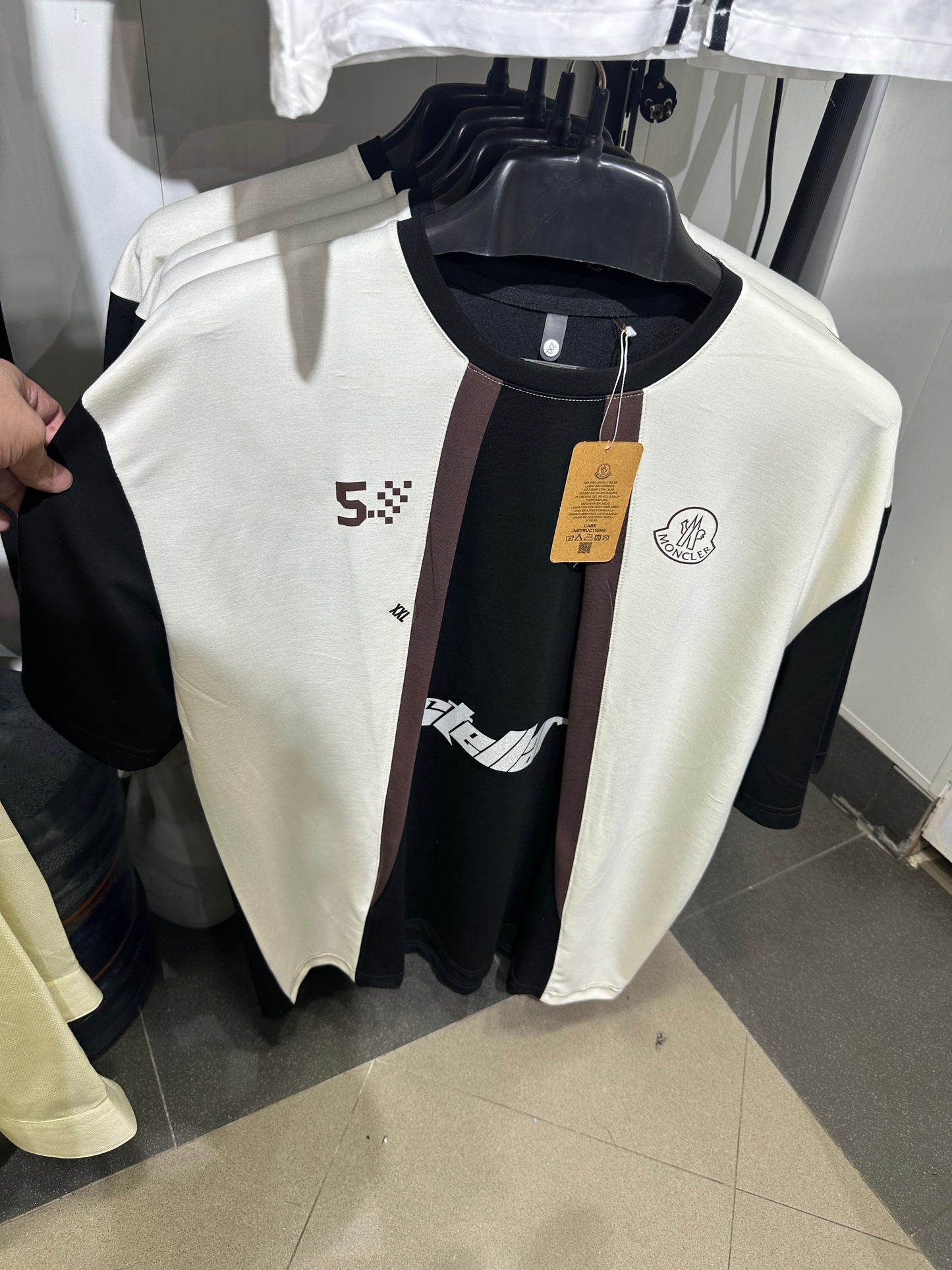 Moncler T shirt
