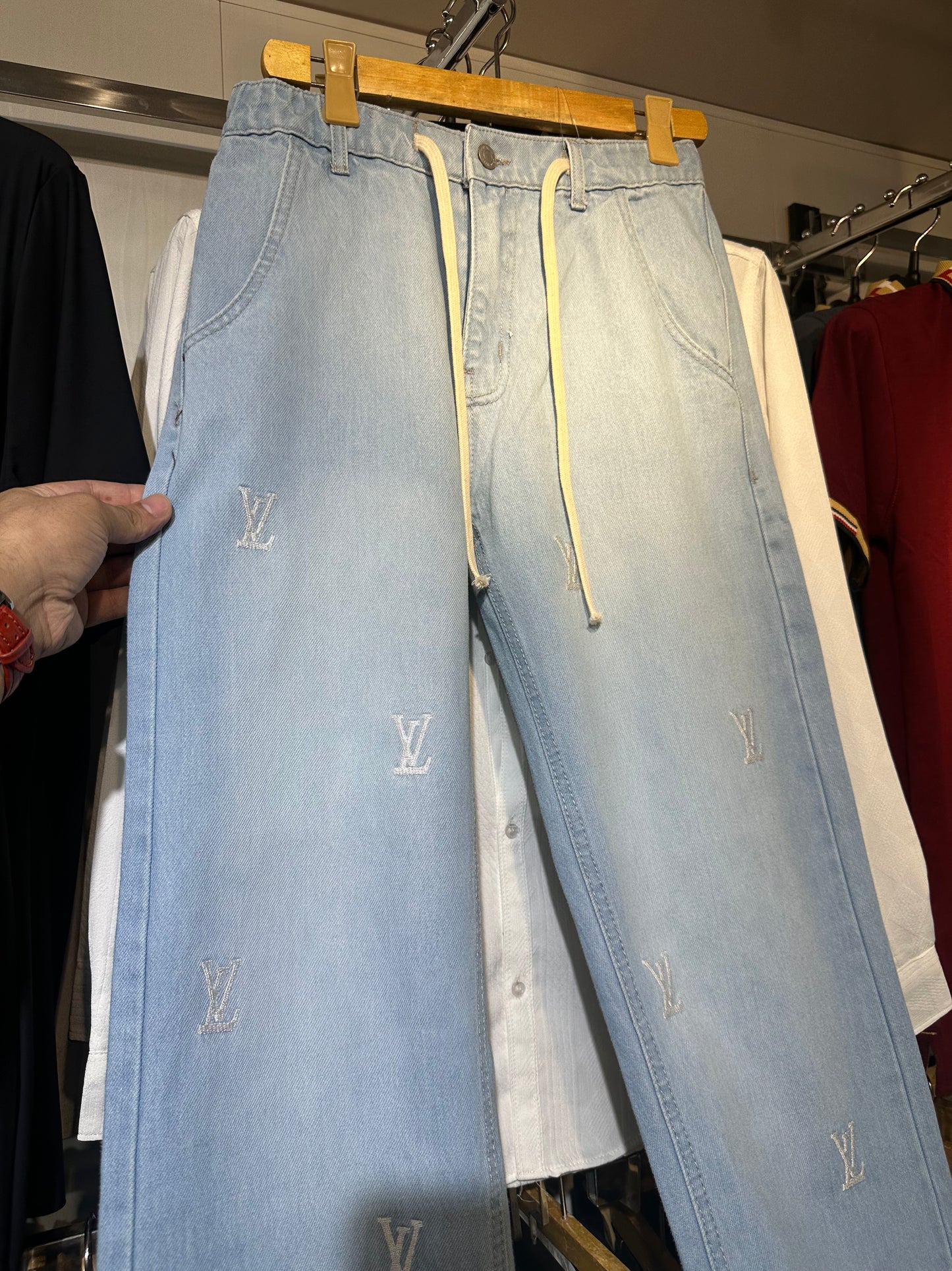 Lv jeans