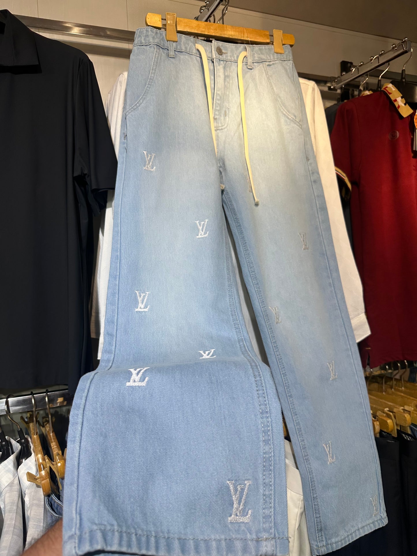 Lv jeans