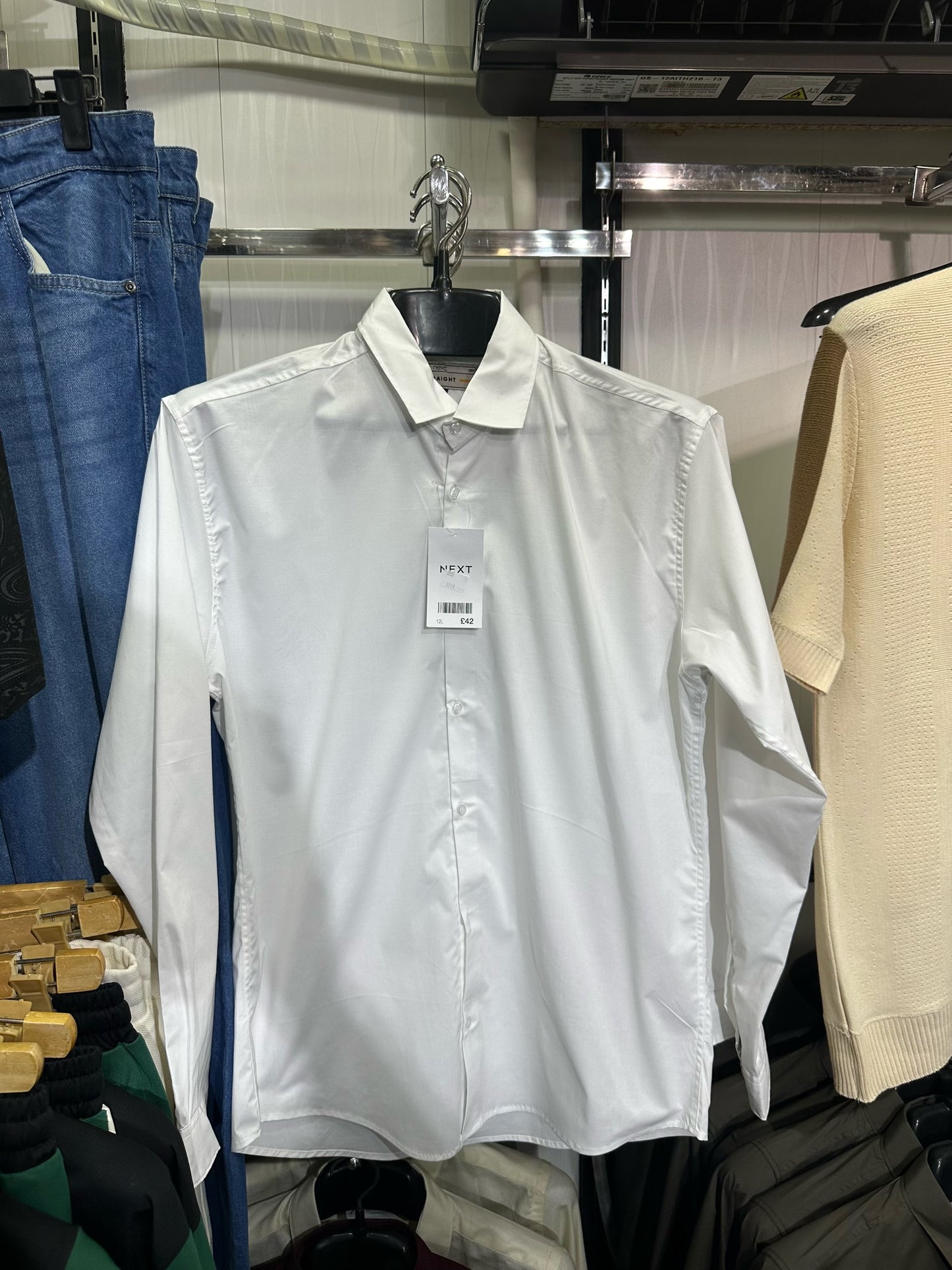 Everyday Essential Shirt – white