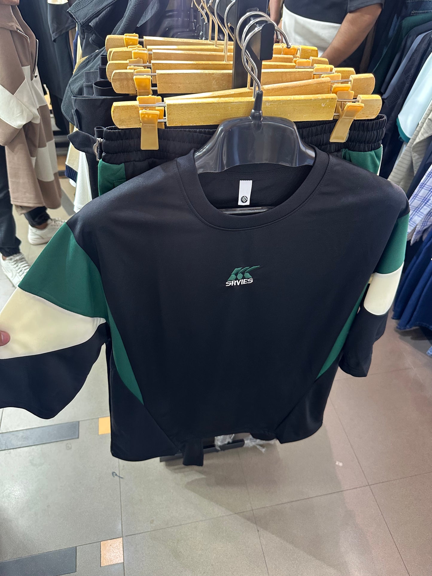 Tracksuit for summer