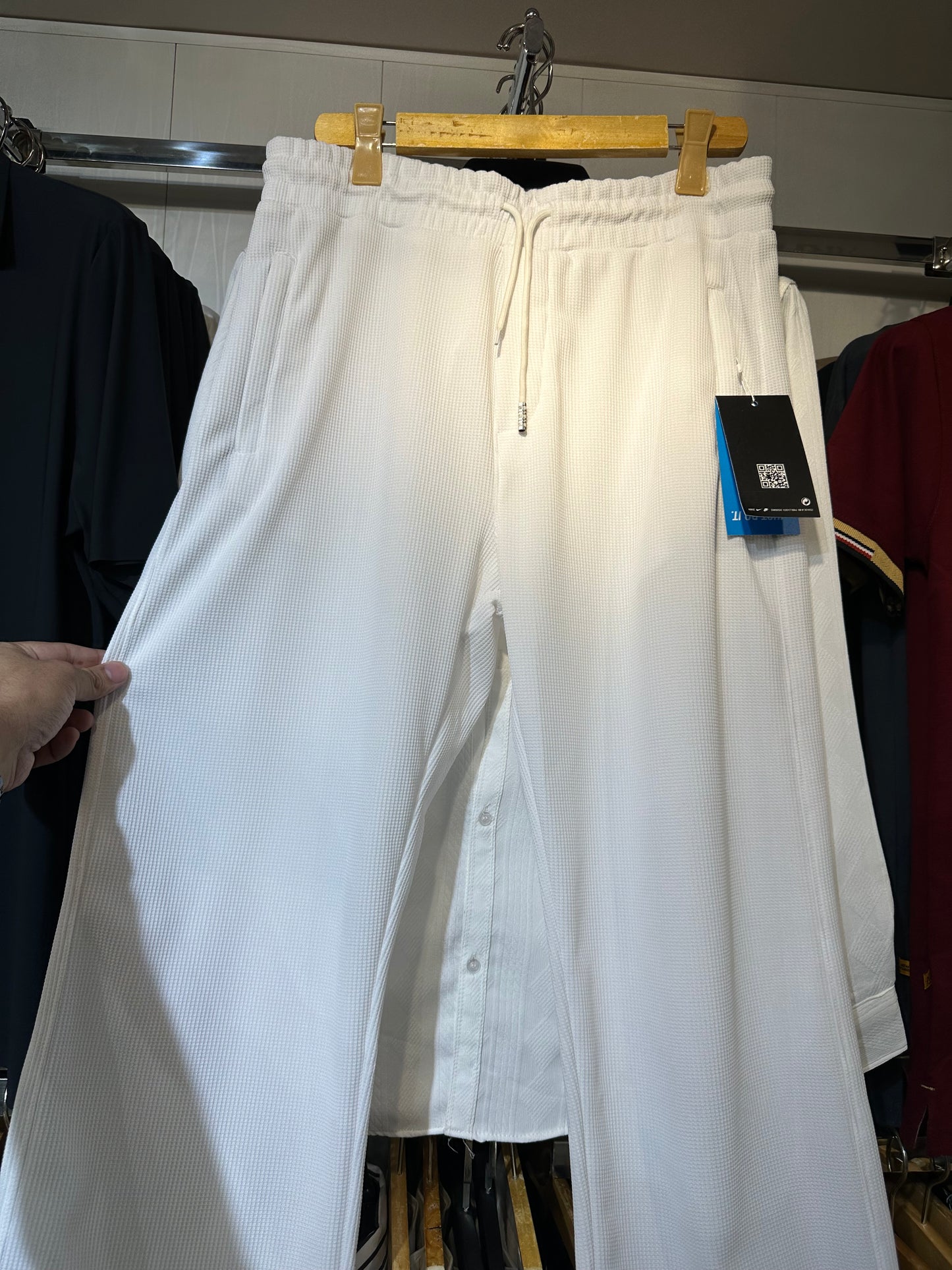 white Trouser